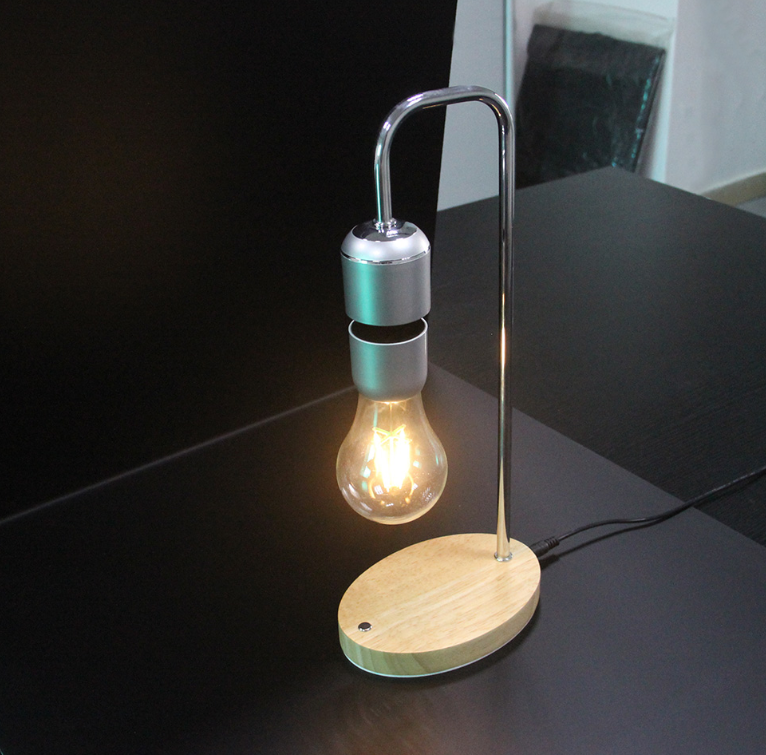 Zwevende slimme lamp