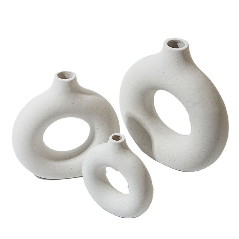 Nordic Donut Vaas – Scandinavisch Design Decoratief Kunstobject