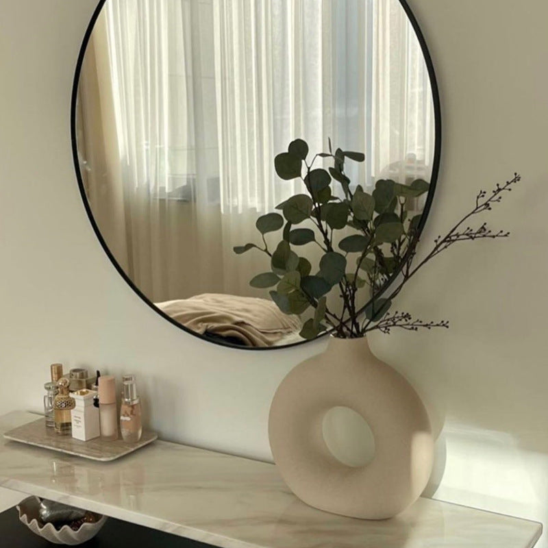 Nordic Donut Vaas – Scandinavisch Design Decoratief Kunstobject